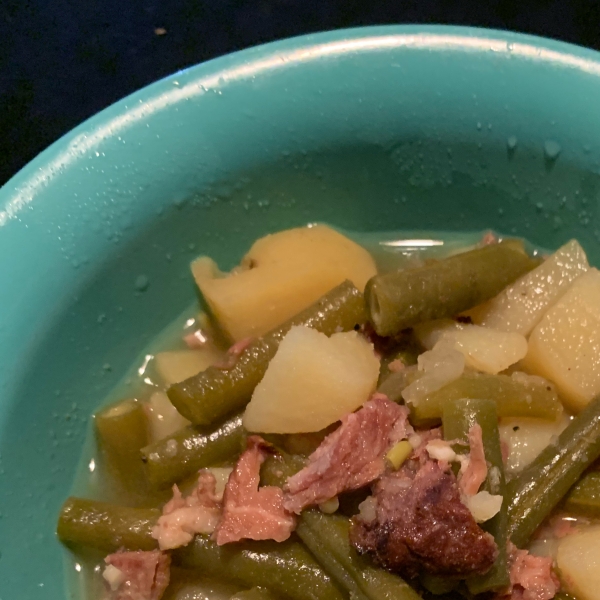 Slow Cooker Green Beans, Ham and Potatoes