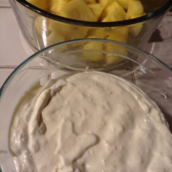 World's Best Cream Cheese and Pineapple Dip