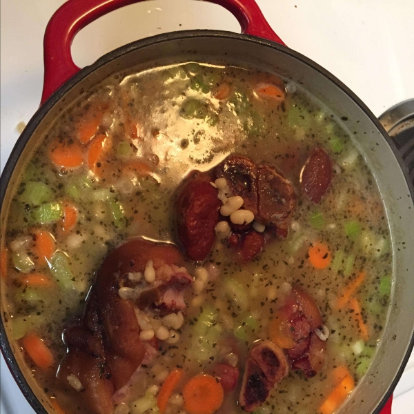 Navy Bean and Ham Hock Soup
