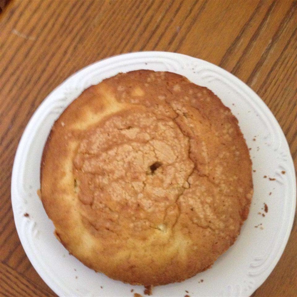 Lori's White Bread Cake