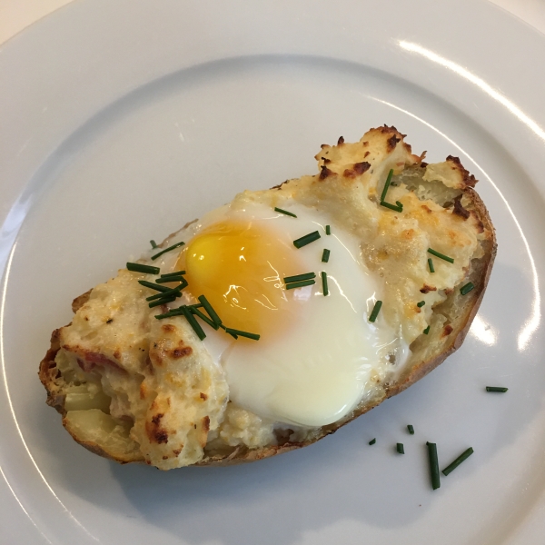 Breakfast Potato Boats