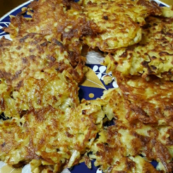 Mom's Potato Latkes