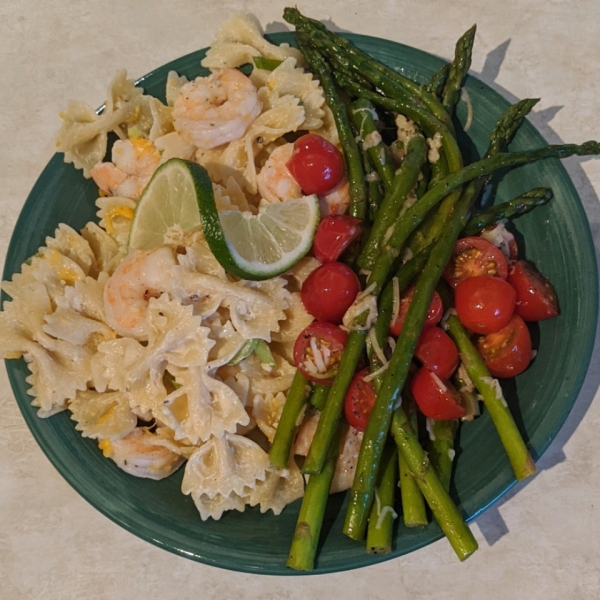 Shrimp Pasta Salad With a Creamy Lemon Dressing