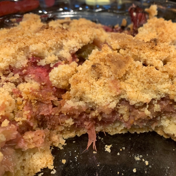 German Rhubarb Streusel Cake