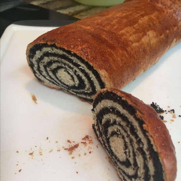 Old World Poppy Seed Roll