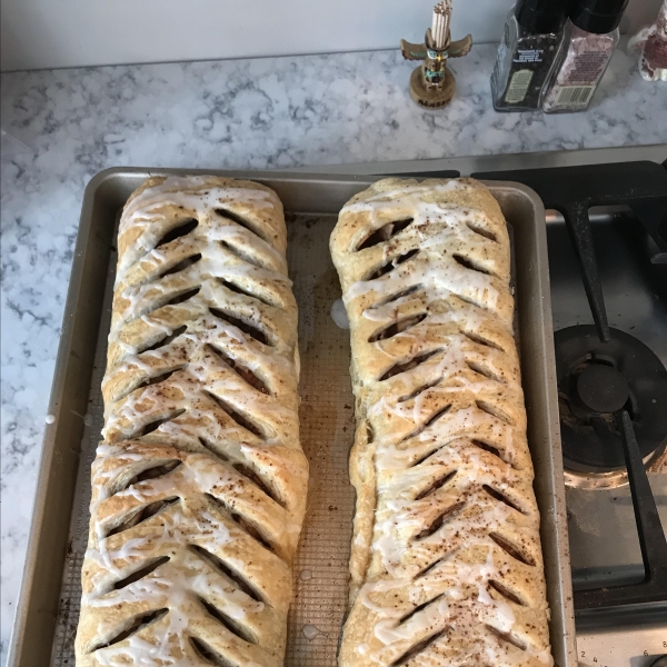 Cheater's Apple Strudel