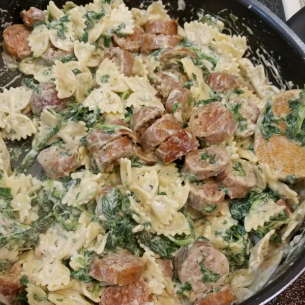 Sausage and Bow-Tie Pasta Florentine