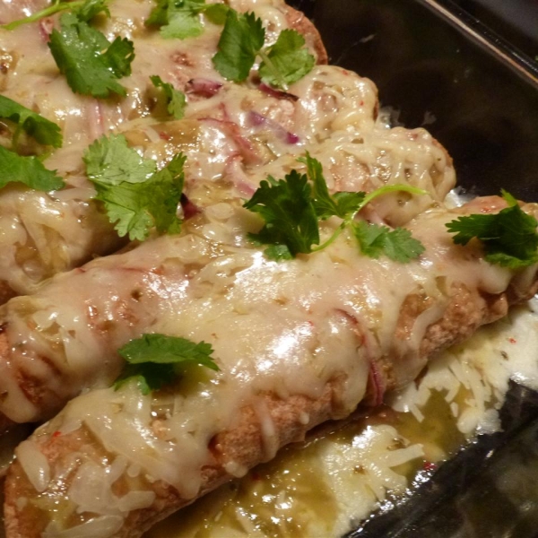 Easy Green Chile Chicken Enchiladas