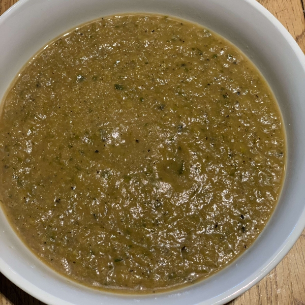 Brussels Sprouts Soup with Caramelized Onions