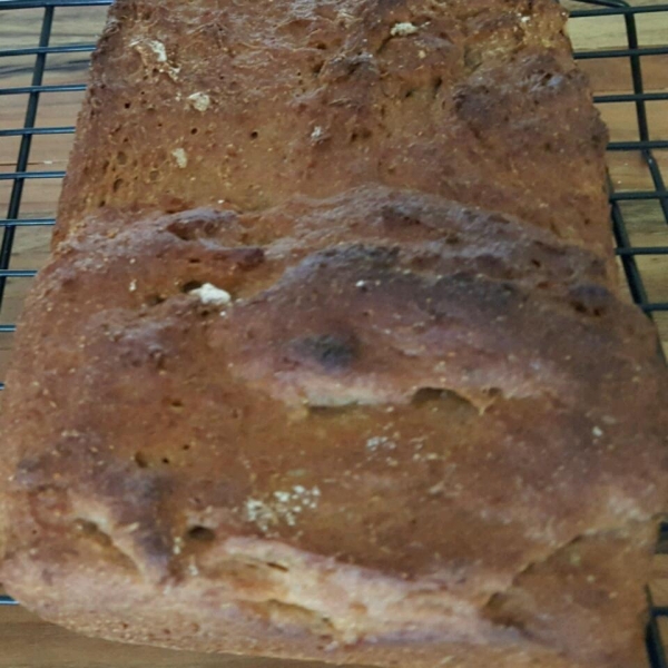 Dark and Sweet Rye Bread