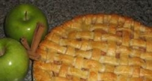 Pat's Rose Apple Pie