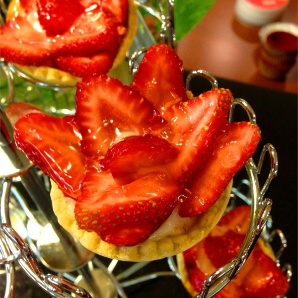 Strawberry Kiwi Tartlets