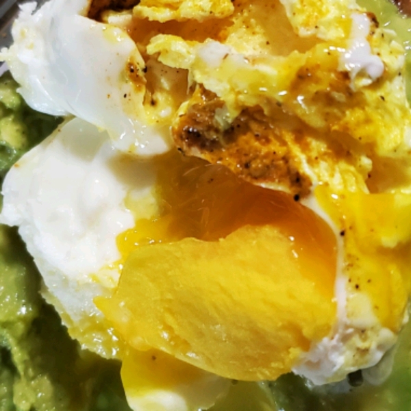 Easy Microwave Poached Eggs