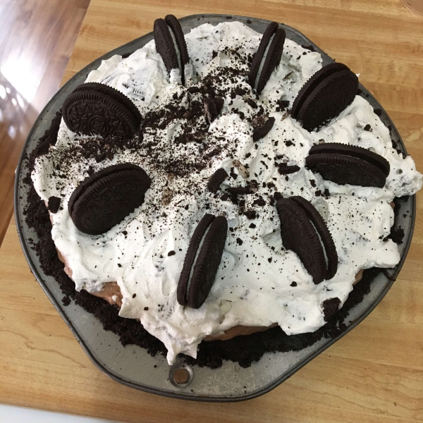 Oreo Triple Layer Chocolate Pie