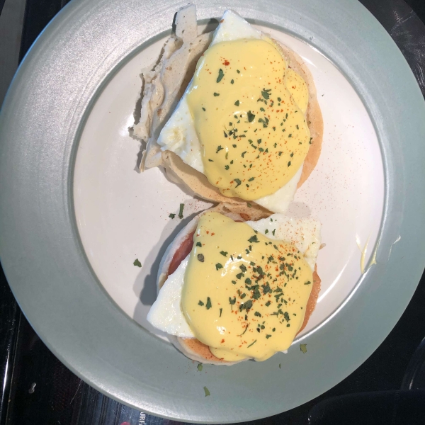 Creamy Mock Hollandaise Sauce