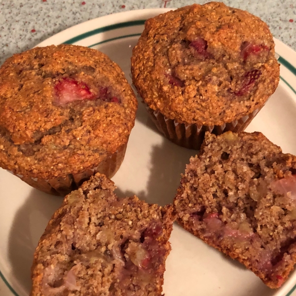 Healthy Strawberry Banana Muffins