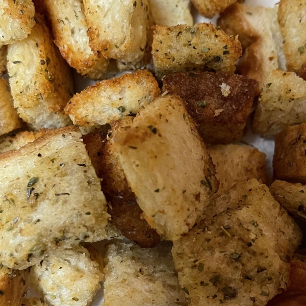 Homemade Croutons in the Air Fryer