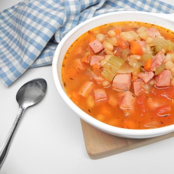 Instant Pot® Navy Bean and Ham Soup