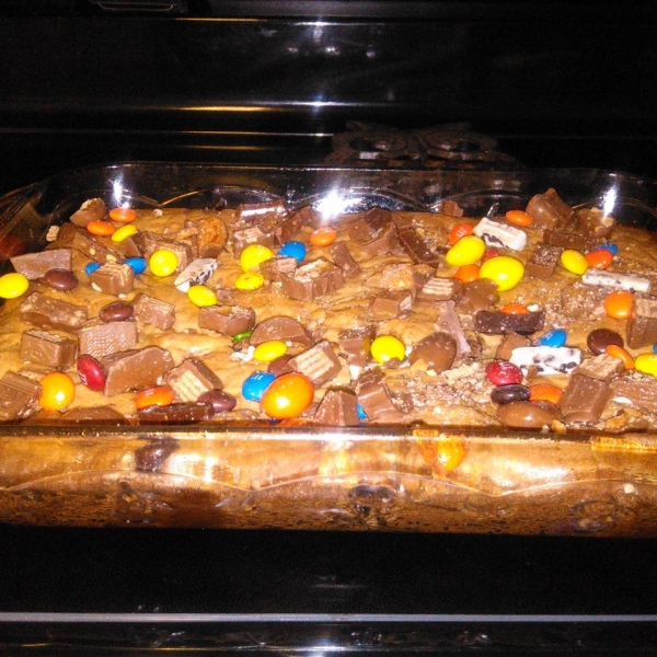 Leftover Halloween Candy Brownies!