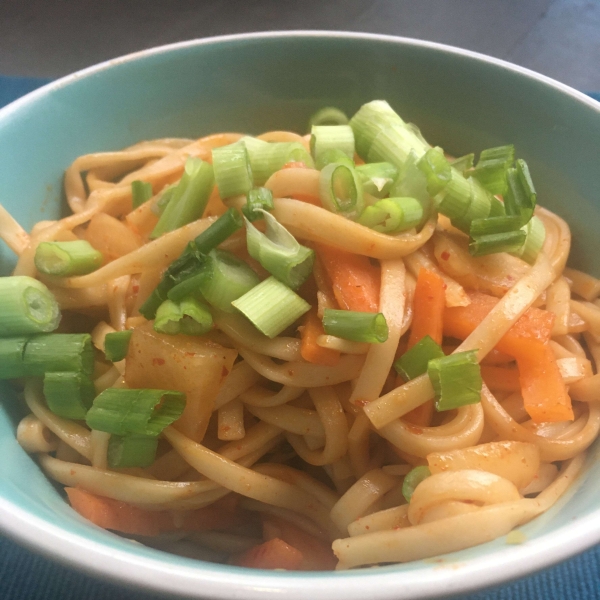 Kimchi Udon Noodle Stir-Fry