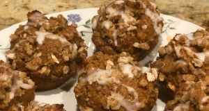 Skinny Pumpkin Spice Muffins with Walnut Streusel