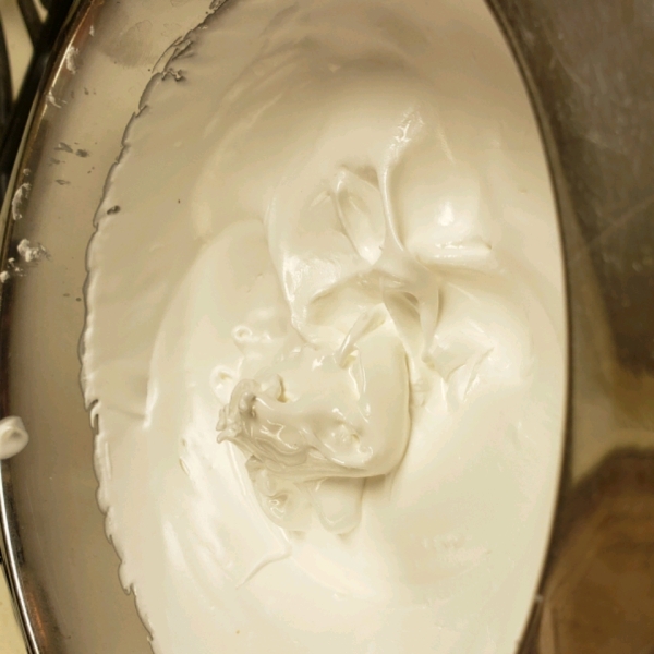 Seven-Minute Meringue Frosting