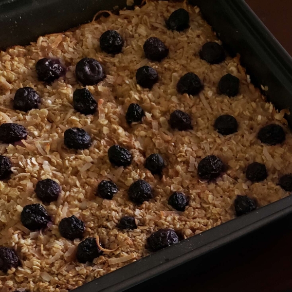 Coconut-Blueberry Baked Oatmeal