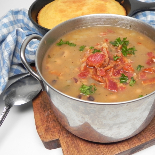 Black-Eyed Pea and Bacon Soup