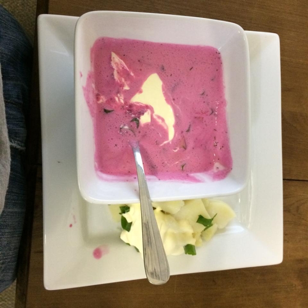 Nina's Russian Cold Beet Soup (Kholdnyk)