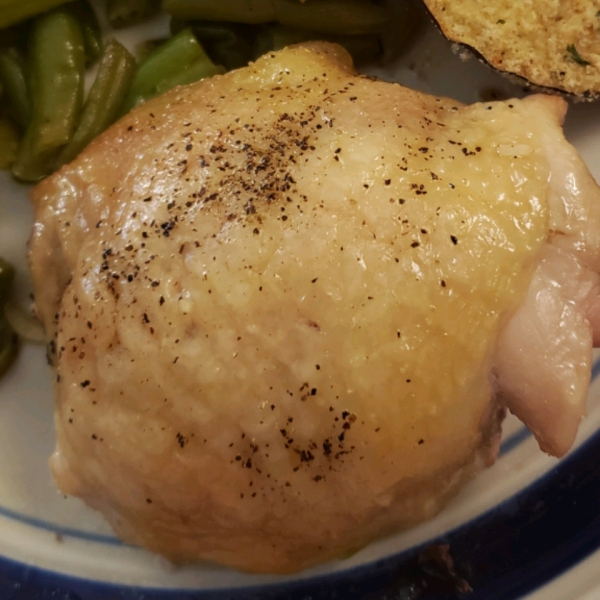 Easy Baked Chicken Thighs