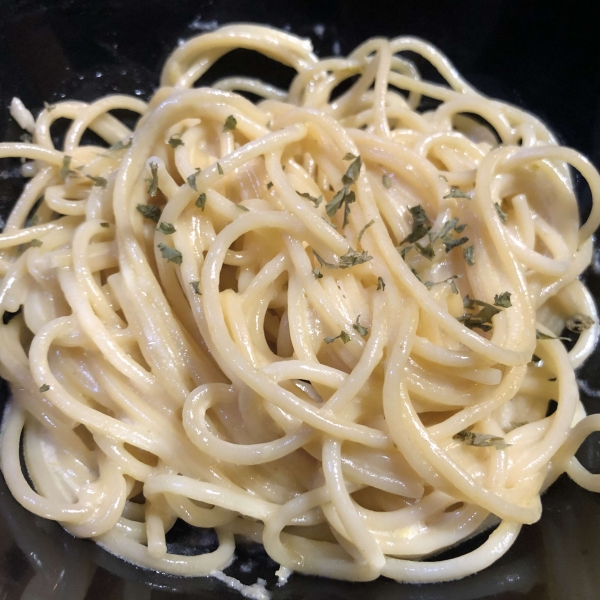 Lemon Butter Herb Pasta