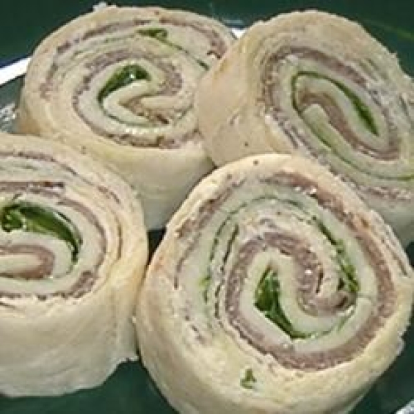 Roast Beef Horseradish Roll-Ups