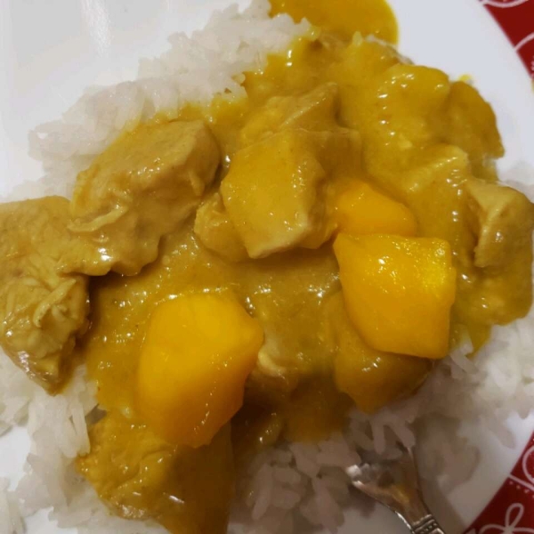 Spicy Indian Chicken and Mango Curry