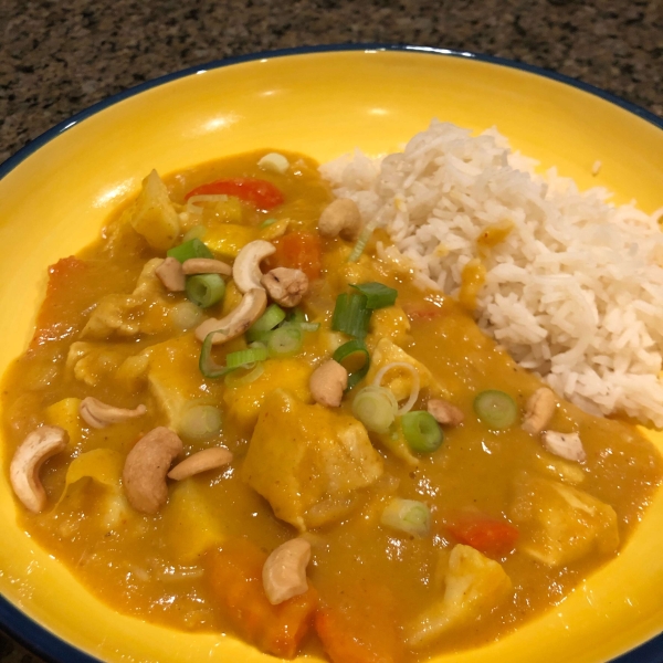 Spicy Indian Chicken and Mango Curry