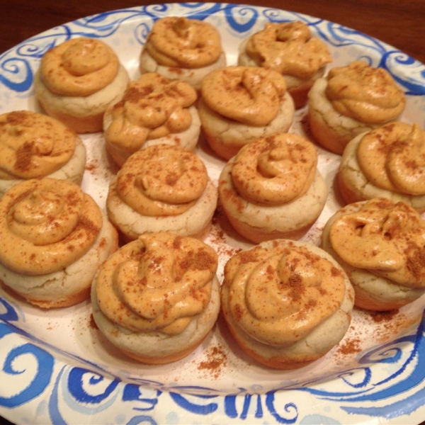 Dianne's Pumpkin Cookie Cups