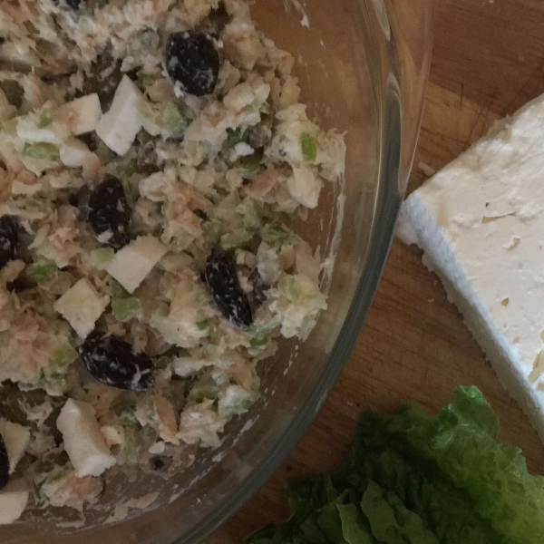 Greek-Style Tuna Salad