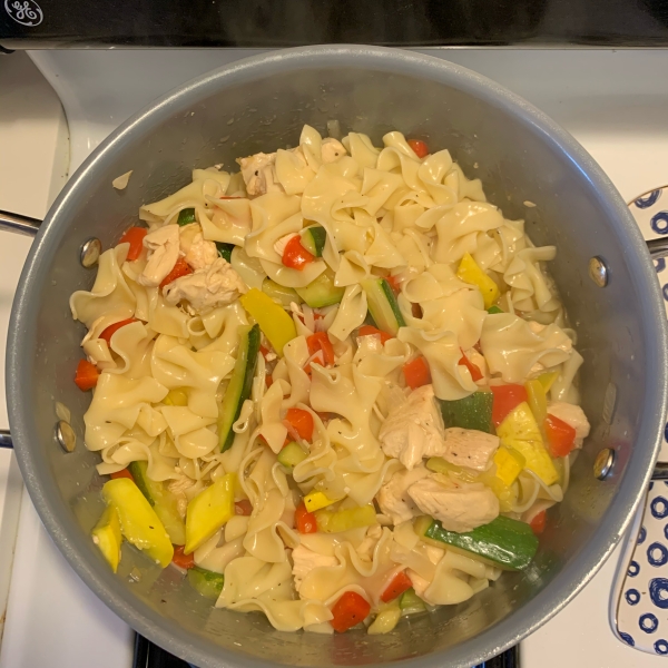 Lemon Pepper Pasta with Chicken and Vegetables