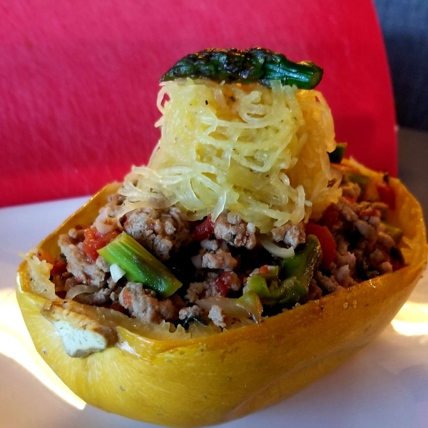 Roasted Spaghetti Squash with Ground Turkey and Vegetables