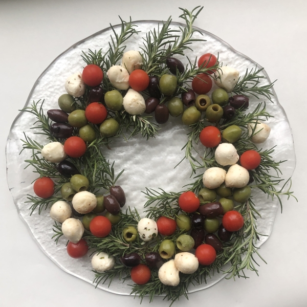 Festive Olive and Cheese Appetizer