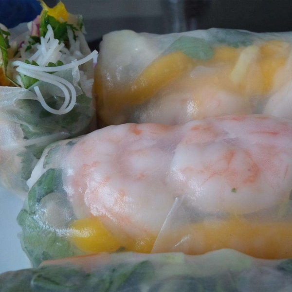 Rice Paper Rolls with Shrimp and Fresh Herbs