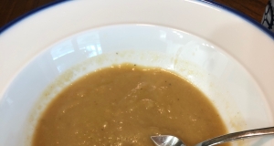 Zucchini Fenchel Suppe (Zucchini and Fennel Soup)