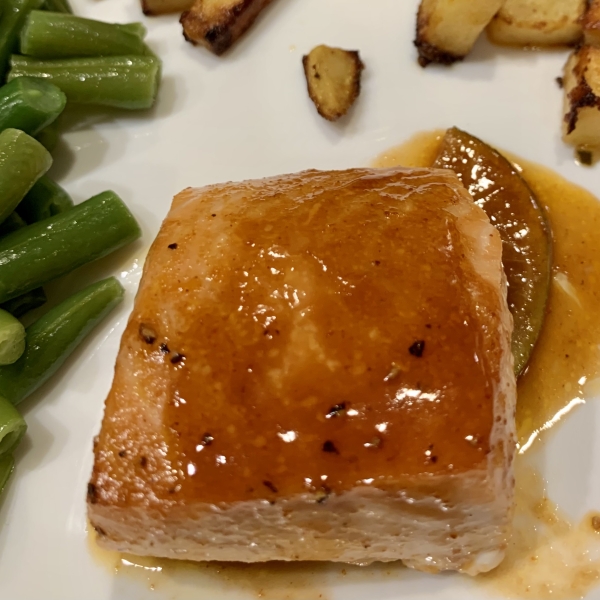 Baked Honey Sriracha Salmon