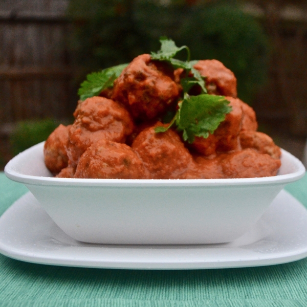 Thai Meatballs in a Tomato Coconut Curry Sauce