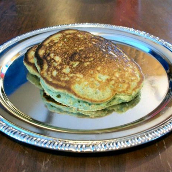 Green Oat Pancakes for St. Patrick's Day