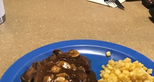 Beef Tenderloins with Mushroom-Garlic Sauce