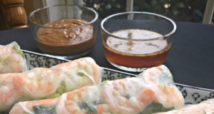 Vietnamese Spring Rolls With Dipping Sauce