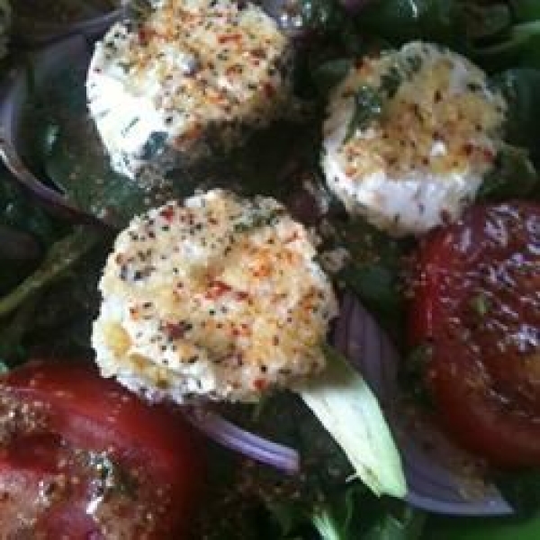 Spinach Salad with Baked Goat Cheese