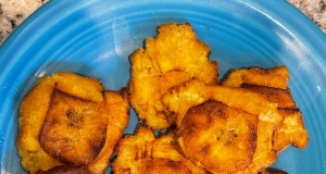 Puerto Rican Tostones (Fried Plantains)