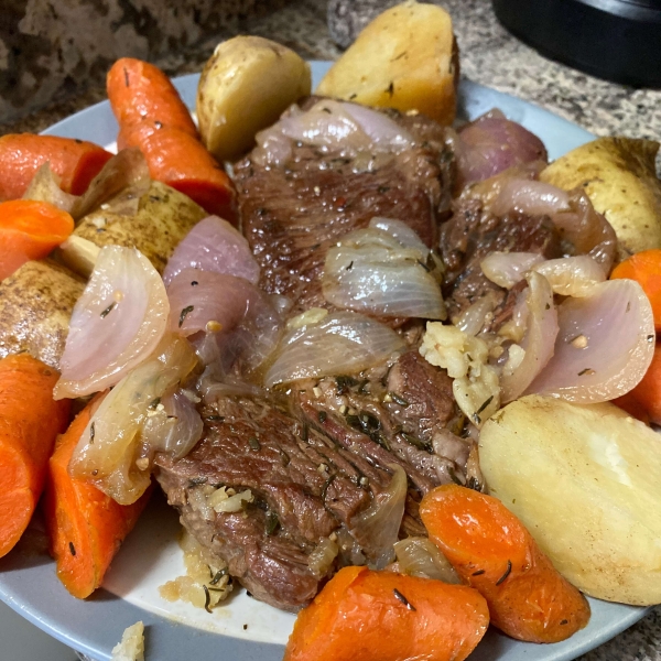 Easy Pressure Cooker Pot Roast