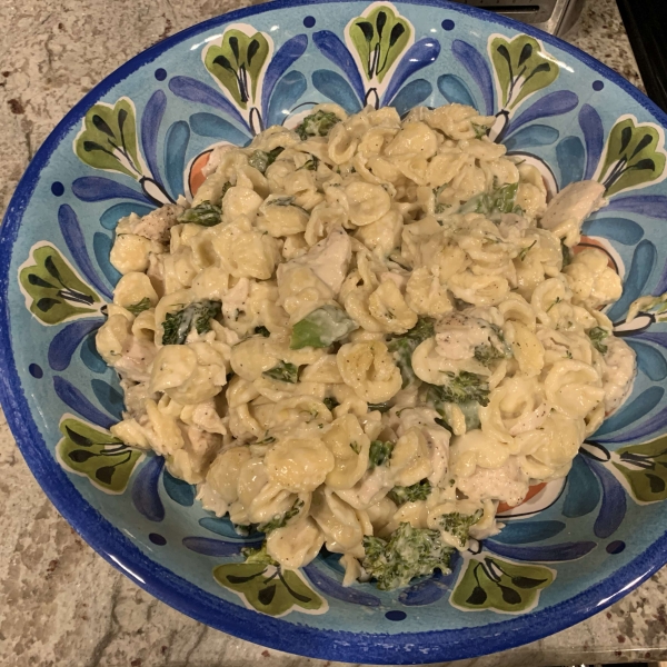 Lemon Cream Pasta with Chicken